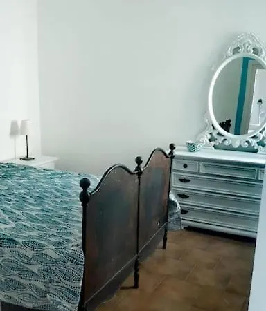 Casa La Rondine. Un Panorama Sospeso Sulla Natura Casa vacanze Carro